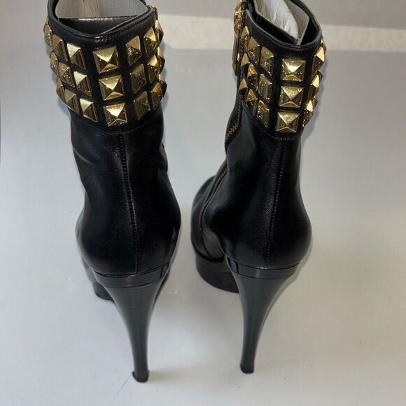 Michael Kors MK Aria gold studded black leather boot 9.5 in box - Picture 6 of 12